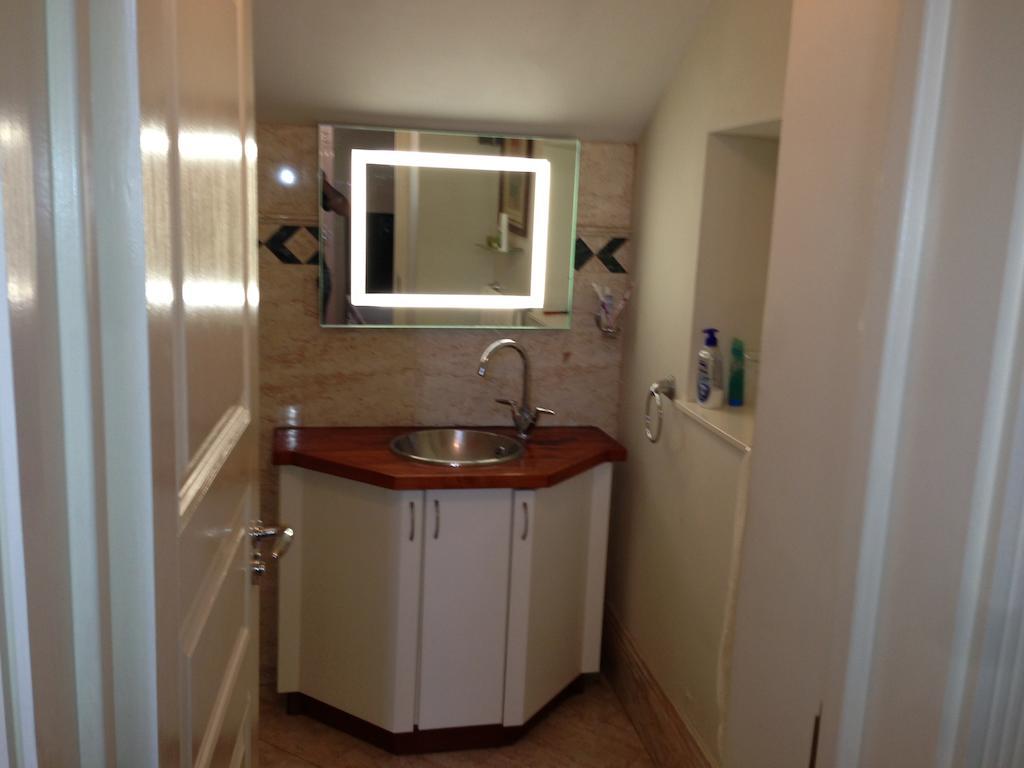 London Apartment Μπούντβα Δωμάτιο φωτογραφία